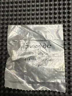 SWAGELOK SS-2-VCR-4, 1/8