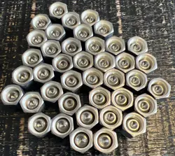 SWAGELOK SS-400-P.  1/4 STAINLESS STEEL PLUG.  (LOT OF 40)