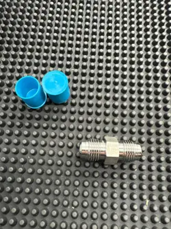 VCR DOUBLE MALE