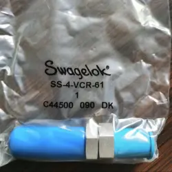 1PC SWAGELOK SS-4-VCR-61 CARD PIPE JOINT