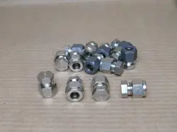 LOT OF 14 PARKER/SWAGELOK 6BLEN6-316 A-LOK 3/8