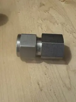 1- SWAGELOK STAINLESS STEEL CONNECTOR, 1/2
