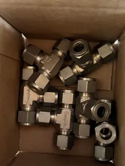 NOS SWAGELOK 316 SS TEE FITTING 1/2
