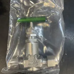 SWAGELOK SS-4JB STAINLESS STEEL SCREWED-BONNET NEEDLE VALVE, 1/4