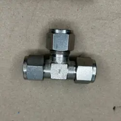 1 - SWAGELOK STAINLESS STEEL UNION TEE FITTING, 1/2