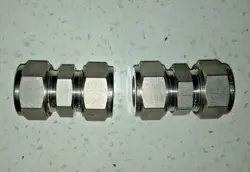 2X SWAGELOK SS-1210-6 3/4