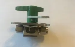 USED SWAGELOK 1/4 TURN PLUG VALVE, P4T SERIES, 1/4
