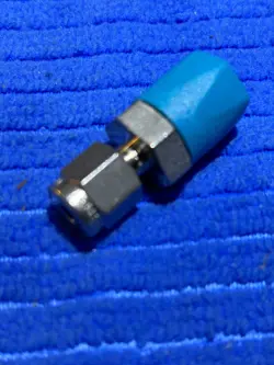1- SWAGELOK STAINLESS STEEL CONNECTOR, 1/8 OD TUBE X 1/4