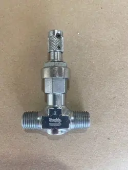 NOS SWAGELOK 2 PORT NEEDLE VALVE, 1/4