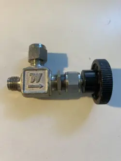SWAGELOK SS-1VS4-A NEEDLE VALVE  5000 PSIG