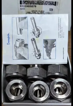 1PC SWAGELOK SS-18M0-9 CARD PIPE JOINT