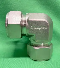 90* ELBOW FITTING