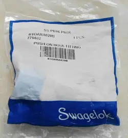 1PC SWAGELOK SS-PB16-PM16 CARD PIPE JOINT