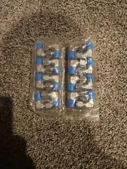 DKLOK SWAGELOK LOT OF 16 3/8 TUBE BY 1/4