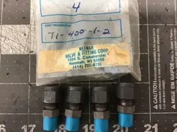 SWAGELOK  (LOT OF 4) TI-400-1-2 NEW (LK05N)