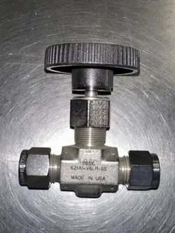 *NEW* SWAGELOK VALVES