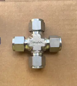 SWAGELOK  3/8