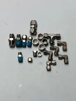 MIXED LOT 20