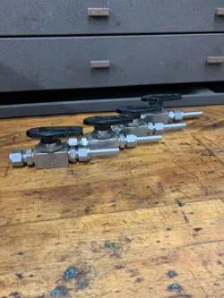 VALVES STAINLESS