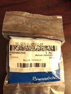 SWAGELOK SS-QC6-D-4PMK2-EP CONNECTOR (BRAND NEW)