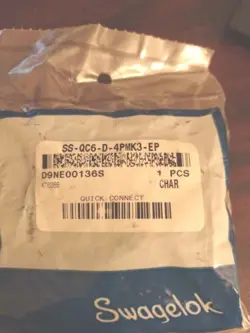 SWAGELOK SS-QC6-D-4PMK3-EP CONNECTOR (BRAND NEW)
