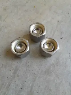 TUBE FITTING PLUG