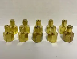 SWAGELOK PIPE FITTINGS STRAIGHT ADAPTERS BRASS  1/4 FEMALE X 1/8