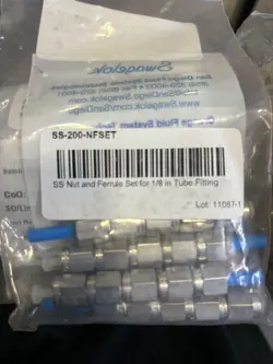 SWAGELOK TUBE FITTINGS 1/4 316SS - SS-402-1 NUT, PLUS SS-404-1, SS-403-1
