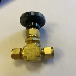 SWAGELOK B-1VS6 NEEDLE VALVE 3/8