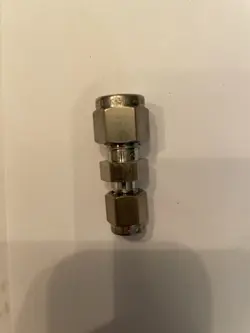 SWAGELOK-316 NCK TUBE FITTING MALE CONNECT