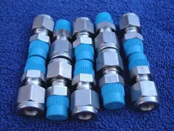 10 NEW SWAGELOK SS-400-1-2 MALE STRAIGHT CONNECTOR 1/4