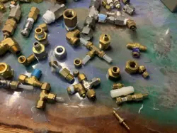 USED SWAGELOK FITTING LOT BIG LOT 6.3 POUND LOT