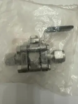 1PCS NEW SWAGELOK SS-62TS6