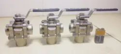 THREE PERFECT SWAGELOK SS-63XTF8 SS 3-PIECE 3-WAY 3/4