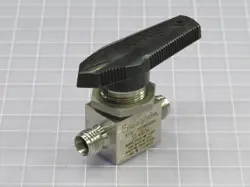 SWAGELOK SS-43GS4 STAINLESS STEEL BALL VALVE T211480