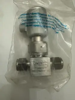1PCS SWAGELOK SS-BN8S6-2C NEW