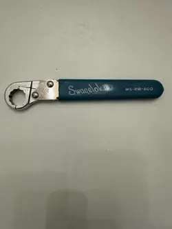 1PCS USED SWAGELOK MS-RW-600