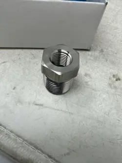 BUSHING 1/2