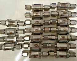 SWAGELOK CHECK VALVE SS-2C-1/3