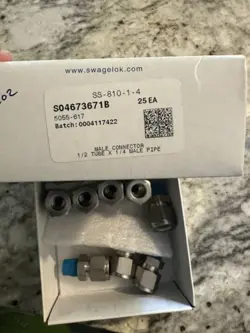 SWAGELOK SS-810-1-4 , 1/2