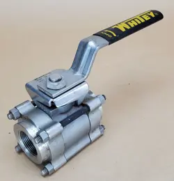 WHITEY SWAGELOK BALL VALVE SS-67TF20 STAINLESS 3-PIECE 60 SERIES 1 1/4
