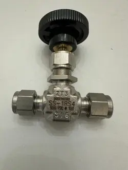 1PCS NEW SWAGELOK SS-1RS4