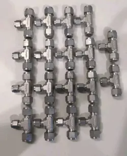 SWAGELOK SS-600-3-6-4 LOT OF 18 REDUCING UNION TEE