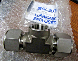??NEW SWAGELOK SS-1610-3TTF 316 STAINLESS FITTING 1 TUBE X 1NPT  X 1