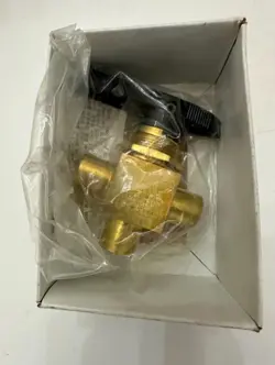 1PCS NEW SWAGELOK B-44XF4  VALVE