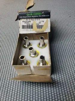 5- CAJON SWAGELOK STAINLESS STEEL 1/2