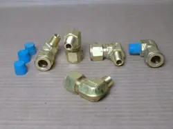 SWAGELOK BRASS 90