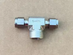 SWAGELOK  STAINLESS STEEL FITTING TEE 1/4