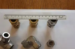 SWAGELOK TUBE FITTINGS LOT