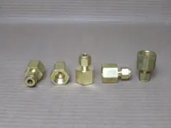 NEW LOT OF 5 PARKER/SWAGELOK 1/4